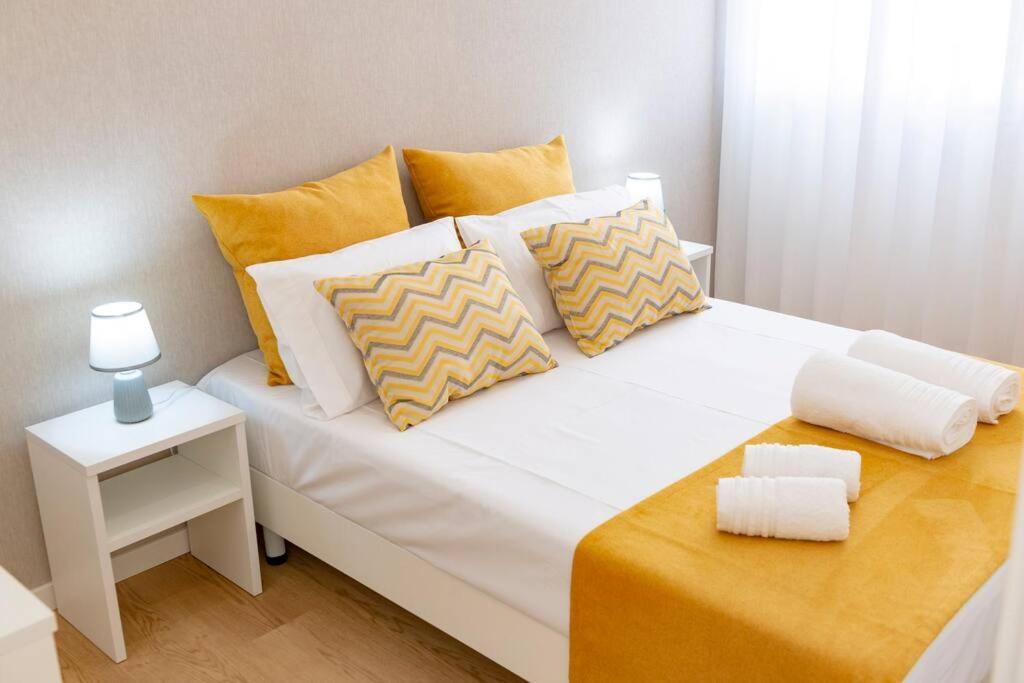 The Modern 1385 Apartment บาตาเลีย ภายนอก รูปภาพ