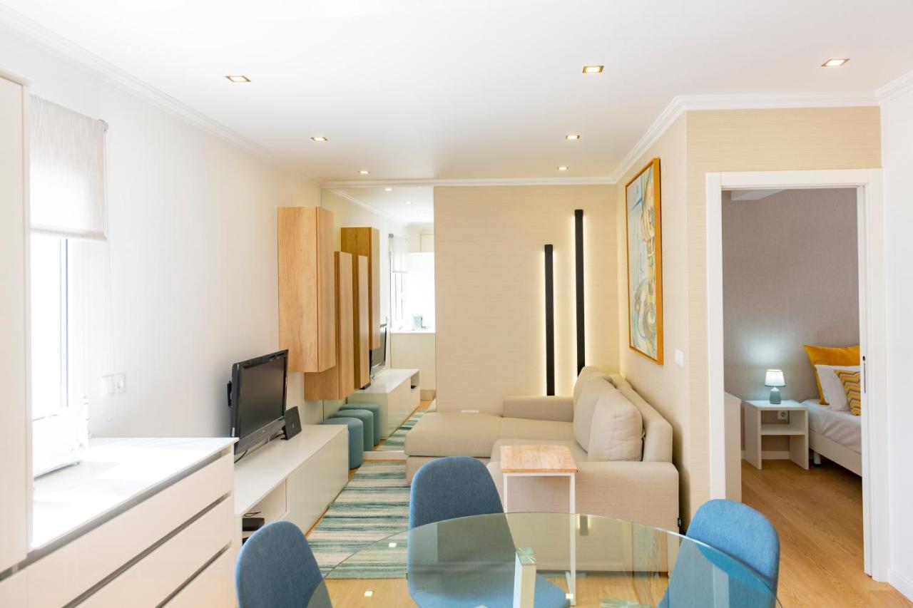 The Modern 1385 Apartment บาตาเลีย ภายนอก รูปภาพ