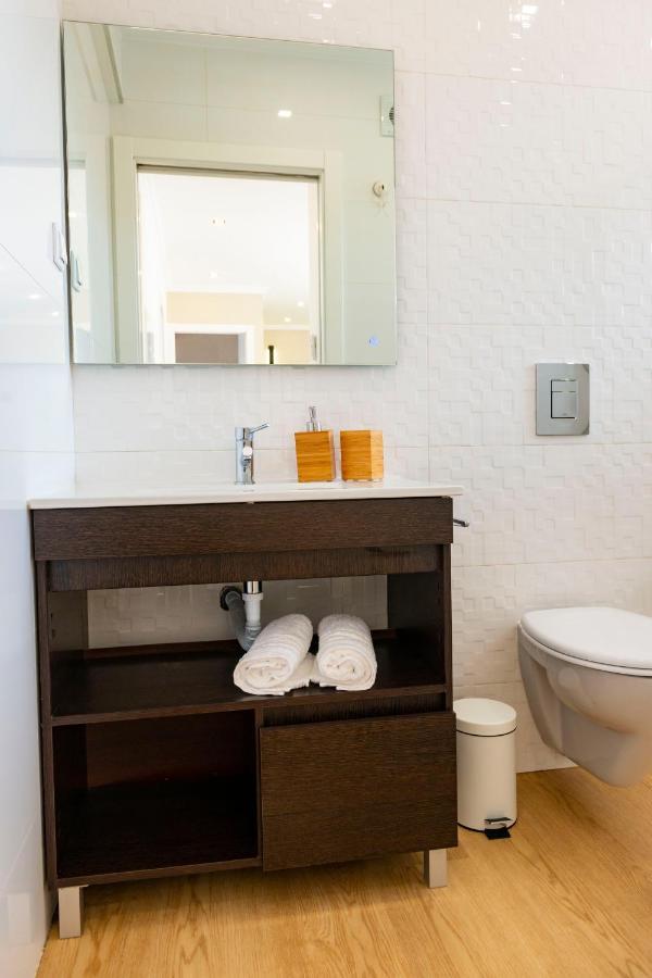 The Modern 1385 Apartment บาตาเลีย ภายนอก รูปภาพ