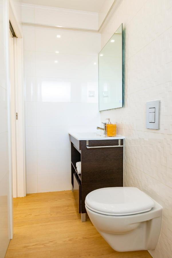 The Modern 1385 Apartment บาตาเลีย ภายนอก รูปภาพ